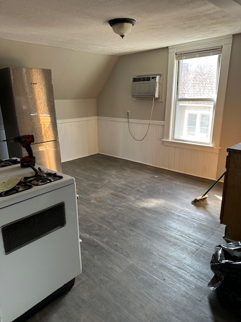 waterbury Multiplex: 89 wood street