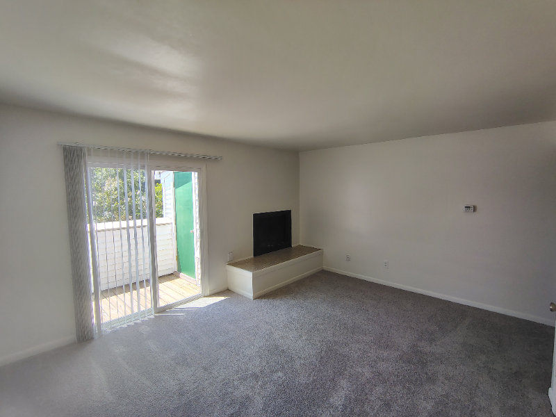 Lynchburg Apartment: 600 Reusens Road