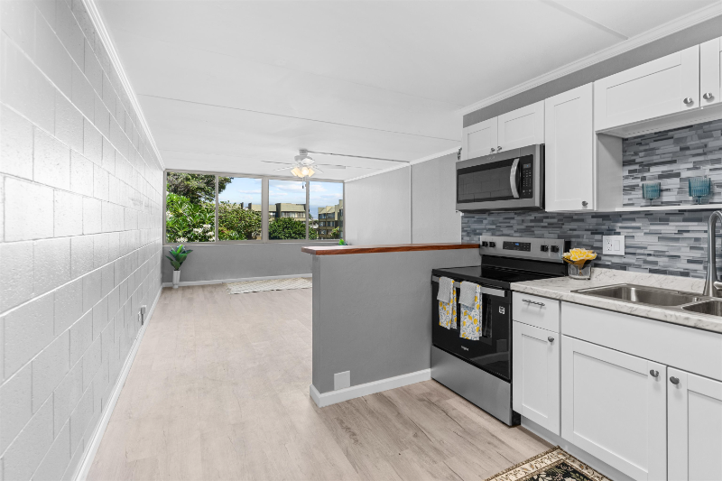 Kahului Condo: 111 Kahului Beach Road