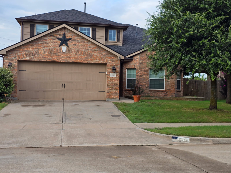 Crowley House: 504 Riverbed Dr