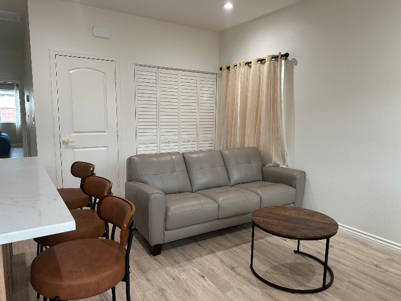 Garden Grove House: 10384 McDaniel Drive