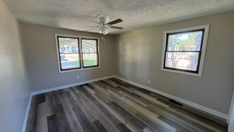 Frankfort Townhome: 1057 Delphi Ave