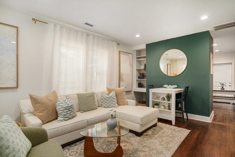 North Charleston House: 1913 Orvid St