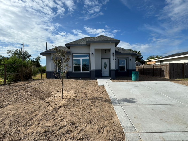 Edinburg House: 3218 nancy st