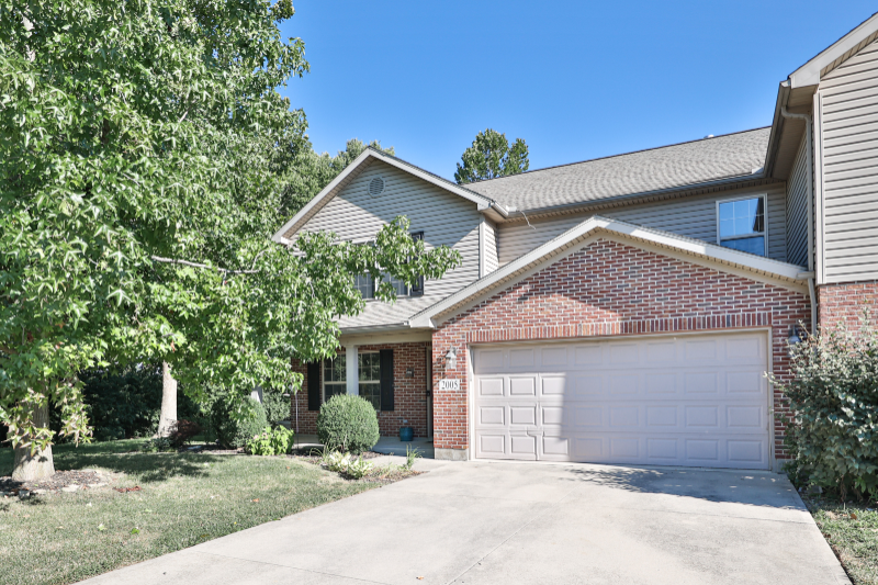 TIPP CITY House: 2005 Abby Glen Dr.