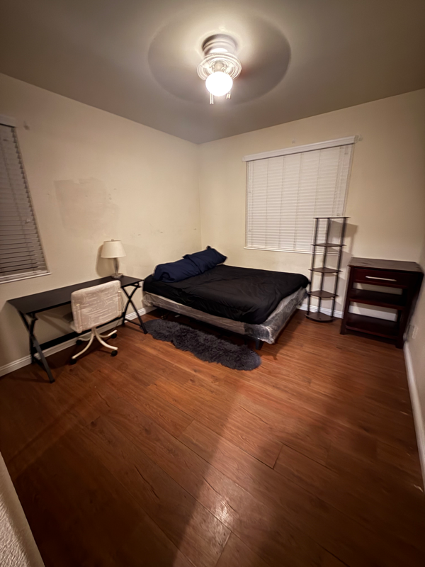 Eastvale House: 14925 Shoreham st