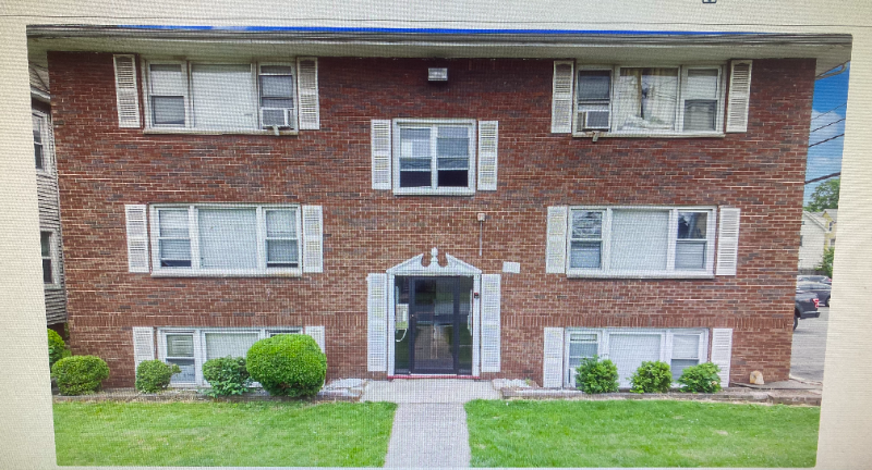 Elizabeth Apartment: 350 elmora ave