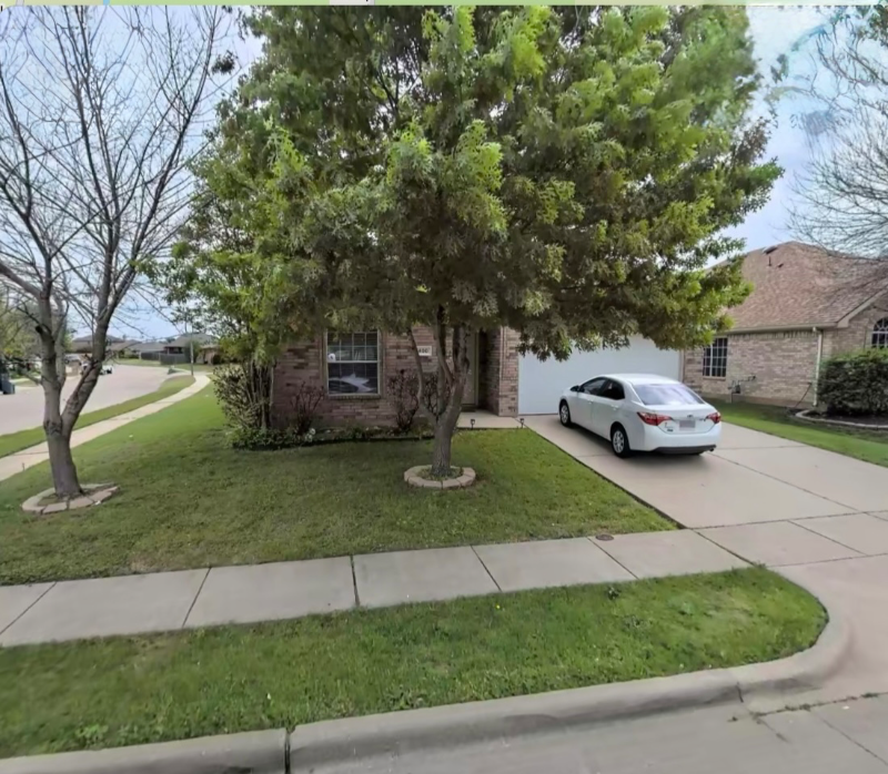 Crowley House: 400 Angler Drive