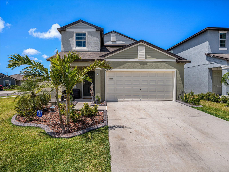 Wimauma House: 2870 SILVER SCALLOP DR