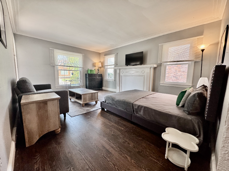 Detroit House: 5284 Devonshire Road