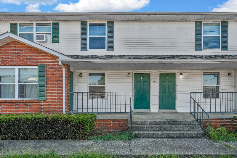 Clarksville Townhome: 813 Golf View PL