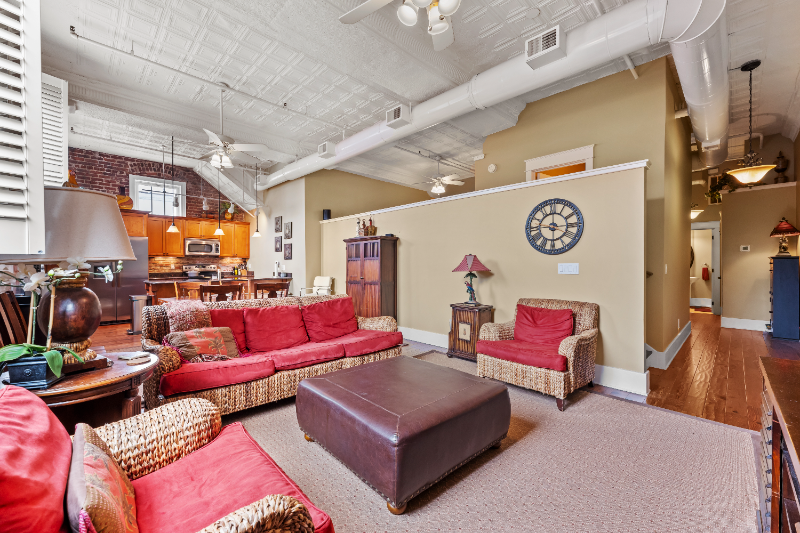 Charleston Condo: 4 Beaufain St