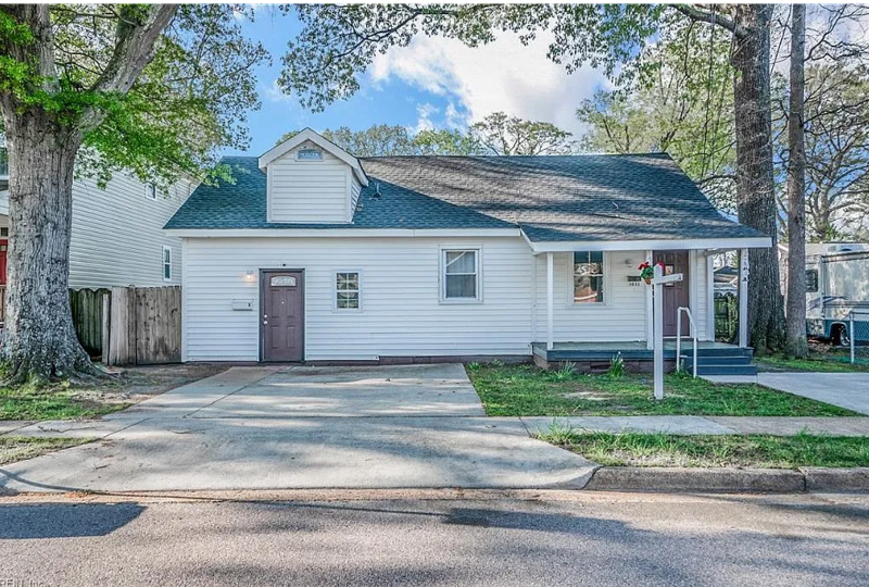 Norfolk Multiplex: 1011 E Chester St Unit B