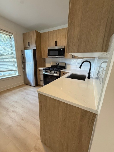 Chicago Condo: 6975 N. Bell Ave