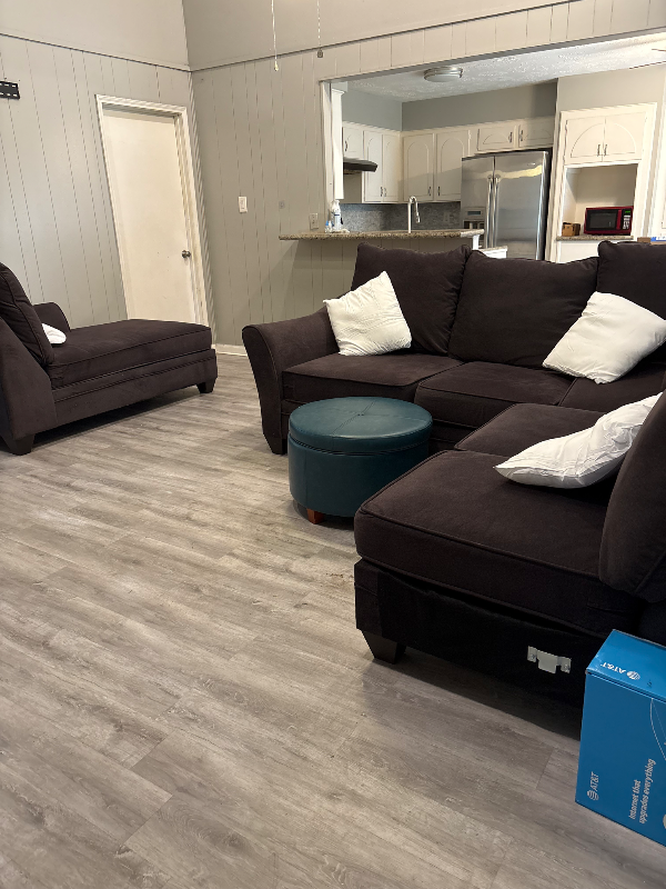 Prairie View House: 318 Elm Street