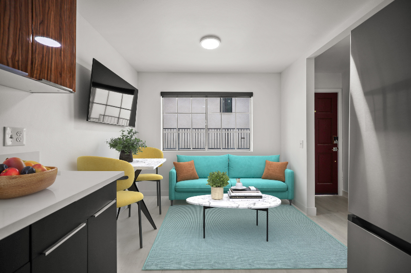 Los Angeles Apartment: 920 Everett Street