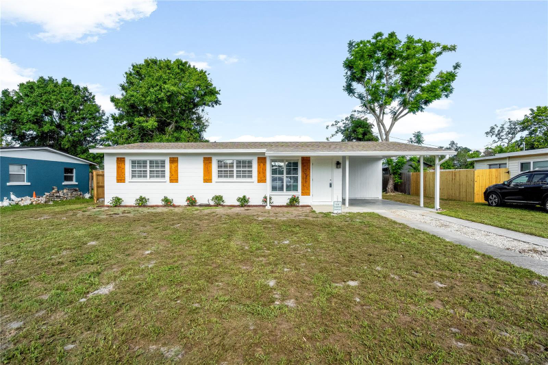 Bradenton House: 2802 21ST ST W
