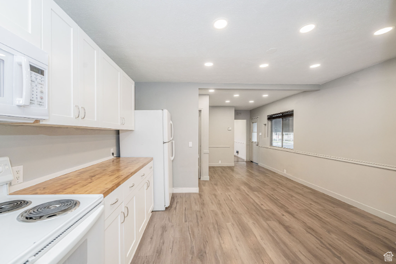 Orem House: 561 N Beverly Ave