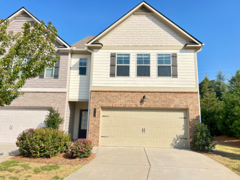 Oakwood Townhome: 3705 Prospect Point Dr