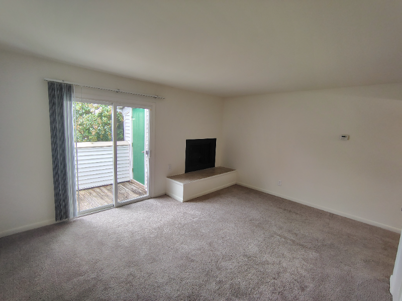 Lynchburg Apartment: 600 Reusens Road