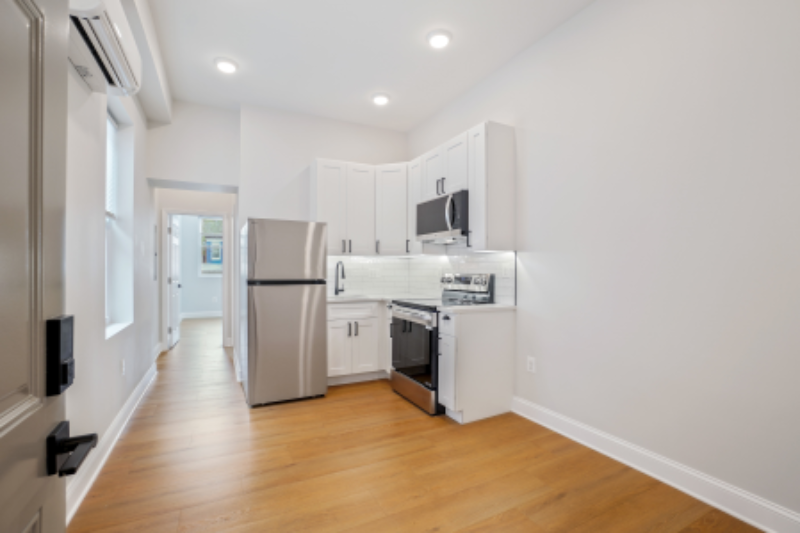 Baltimore Apartment: 604 N Eutaw St