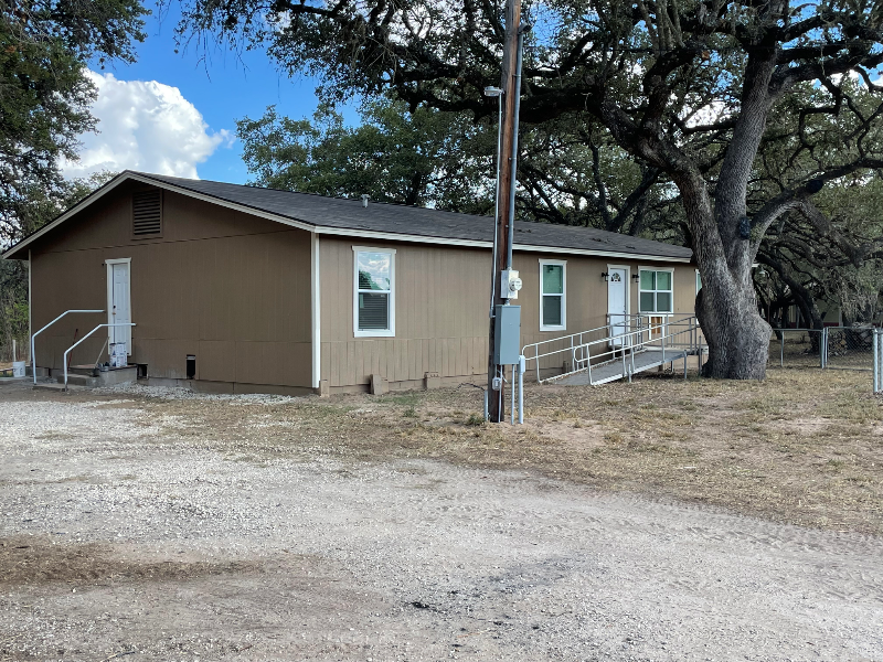 Von Ormy House: 91 Cottonwood Dr