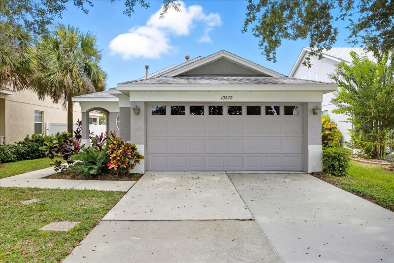 Parrish House: 10220 41ST CT E