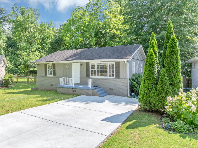 Atlanta House: 1677 Wayland Circle Northeast