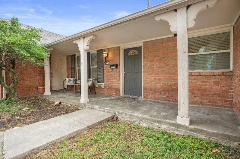 tulsa House: 4719 S Lakewood Ave