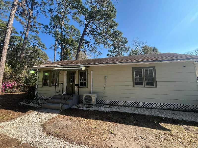 Gainesville House: 3919 NW 12th Drive