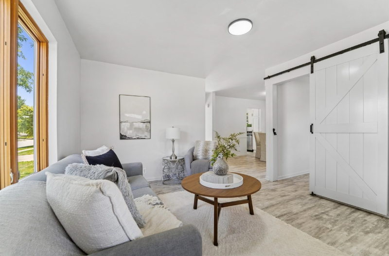 Kimberly House: 521 East 2nd Street