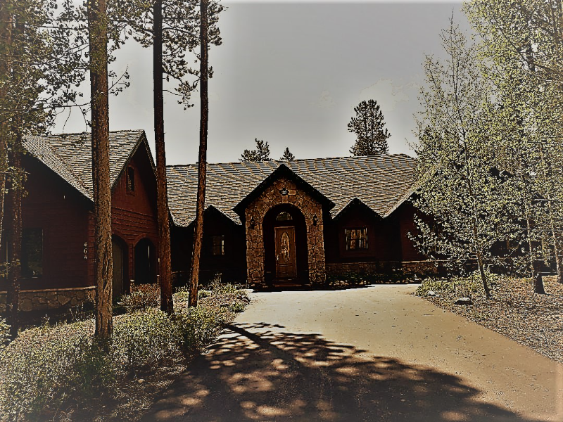 Breckenridge House: 464 Silver Circle