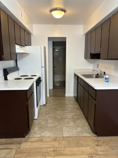 BATTLE CREEK Apartment: 1317 W MICHIGAN AVE