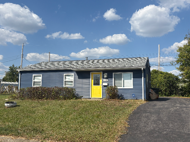 Columbus House: 2026 Penrose DR