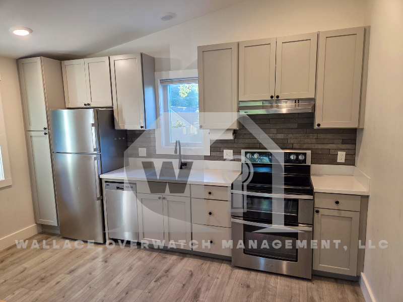 Three Forks House: 108 3rd Ave. East