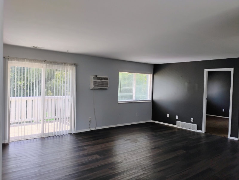 Fenton Multiplex: 1112 Poplar