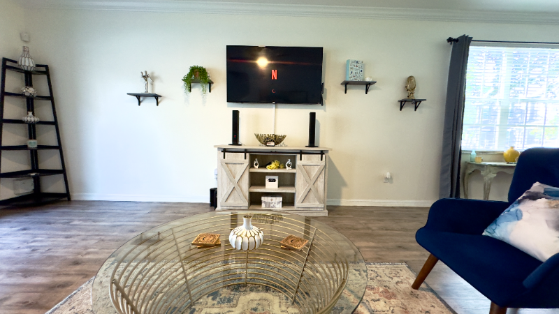 Tampa House: 4931 Elizabeth Anne Cir