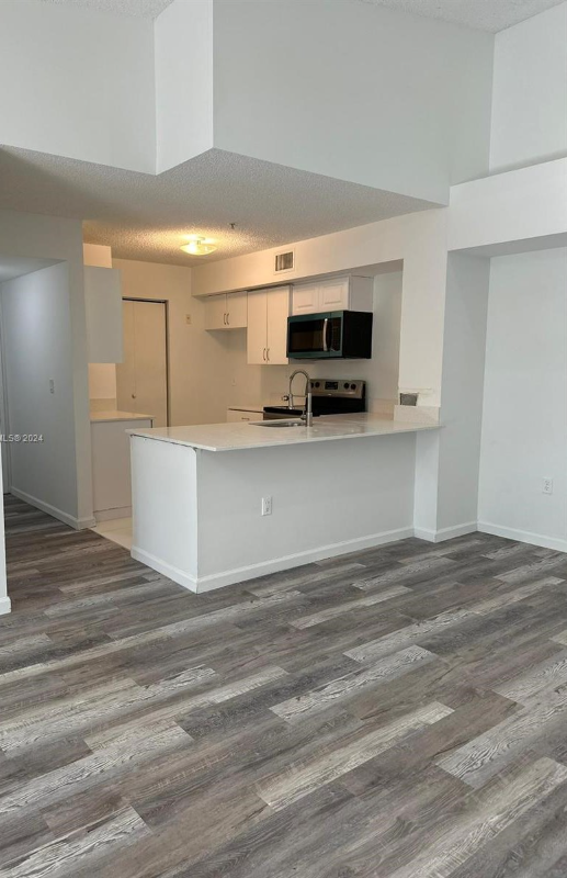 Miramar Condo: 2123 Renaissance Blvd