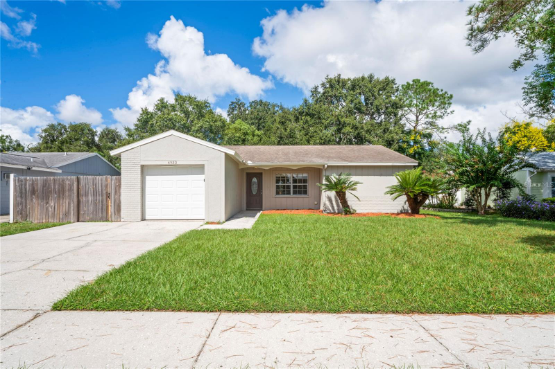 Tampa House: 4932 HI VISTA CIR