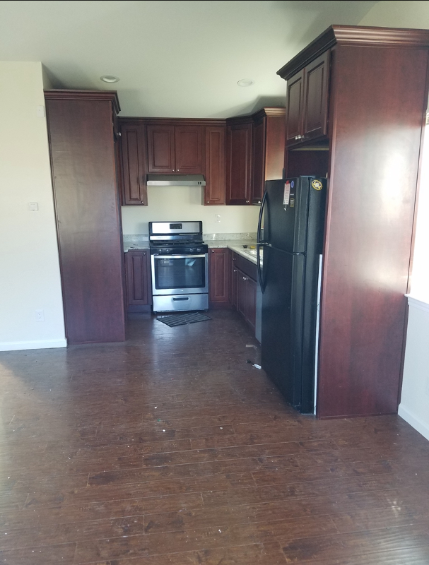 Vallejo House: 1357 Delwood St