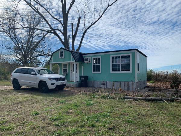 Brewton House: 26364 Hwy 41