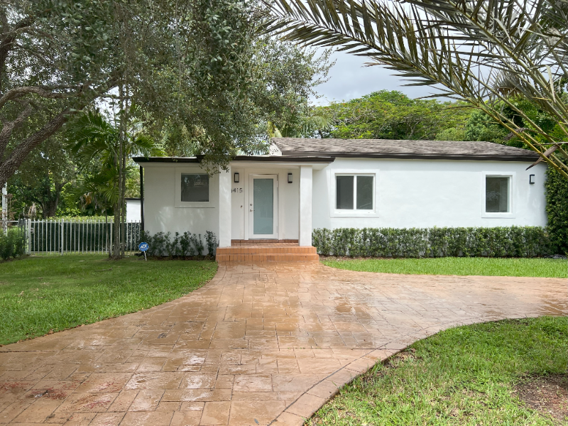 Miami House: 6415 sw 82nd st