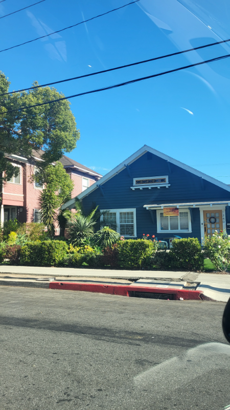 Los Angeles House: 1340 West