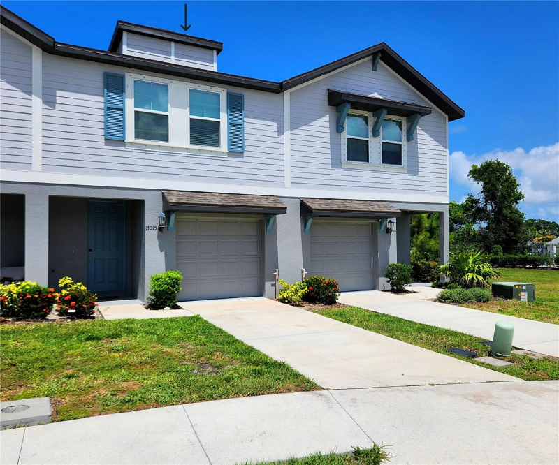 Nokomis House: 17015 CORAL KEY DR