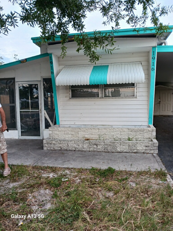 Holiday House: 1916 Lullaby dr