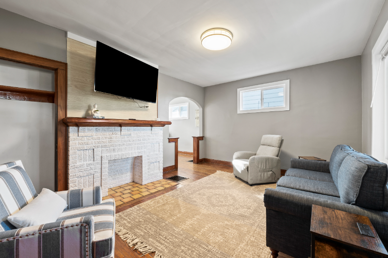 Columbus House: 1270 South Ohio Avenue