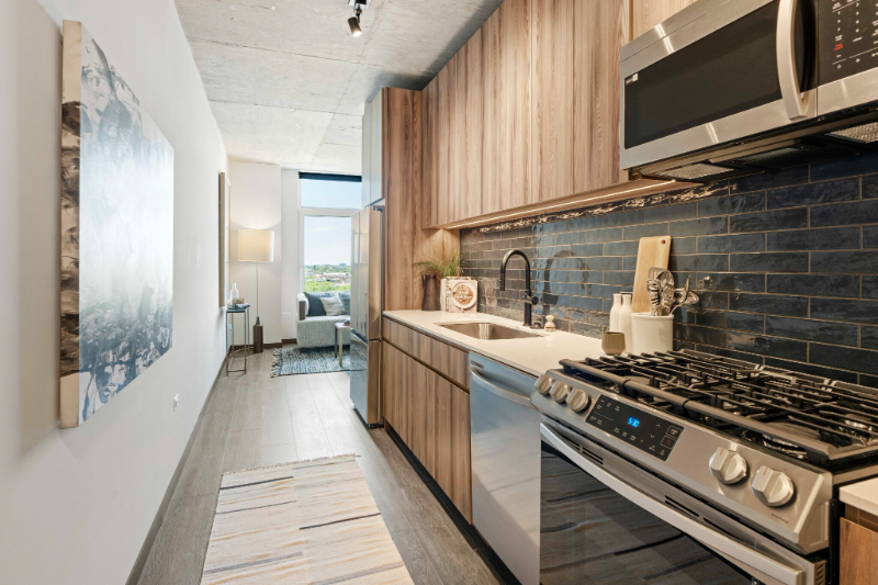 Chicago Condo: 139 N Ashland