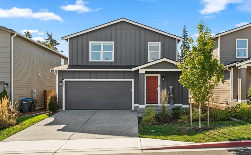 Port Orchard House: 4258 SE Woodford CT.