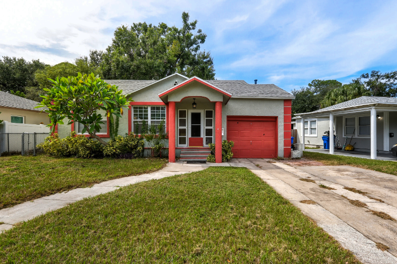 Saint Petersburg House: 2845 VALENCIA WAY S