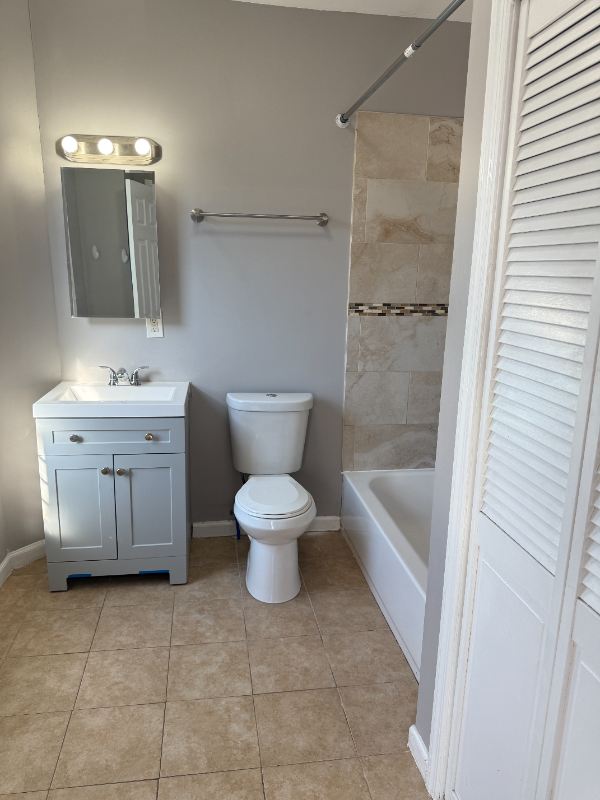 Newark Multiplex: 104 S. 12th ST